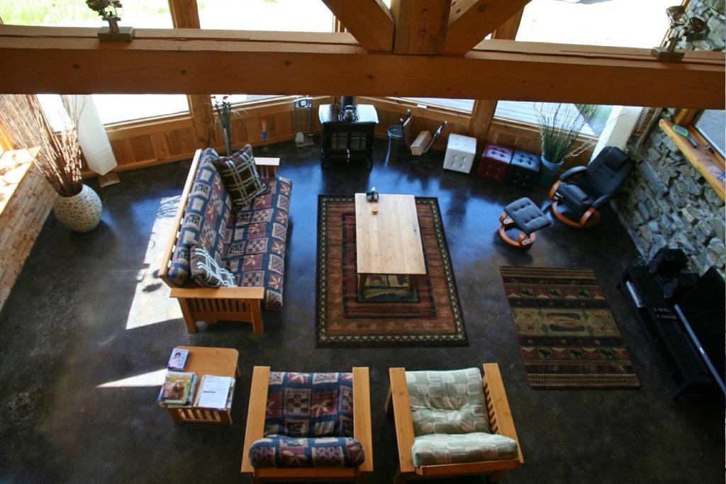 Ldr Lodge - Last Dollar Ranch Smithers Buitenkant foto