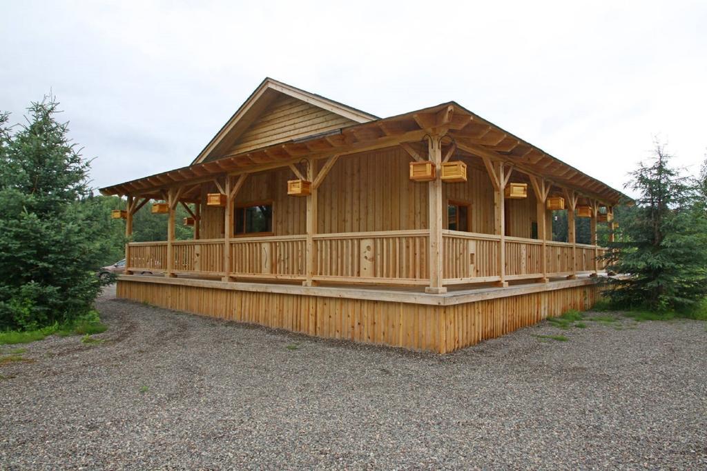 Ldr Lodge - Last Dollar Ranch Smithers Buitenkant foto