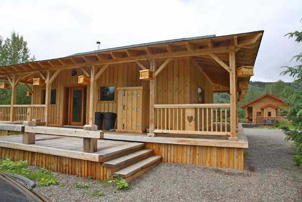 Ldr Lodge - Last Dollar Ranch Smithers Buitenkant foto